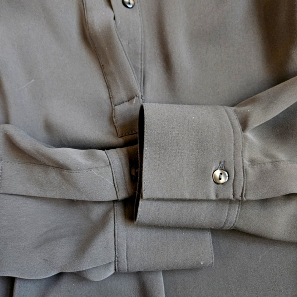 Elie Tahari No Collar Tunic Blouse - Picture 9 of 13